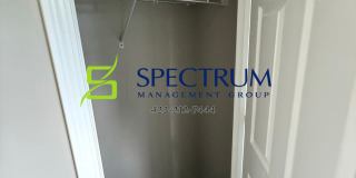 2 Bedroom 1.5 Bath duplex with basement garage. Gallery 7