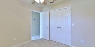 3/2/2 near Golf Course! Gallery 8