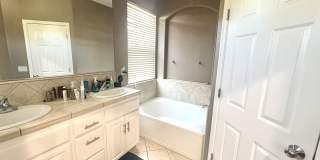 9745 W Taron Dr Elk Grove , CA 95757 9745 W Taron Dr Elk Grove , CA 95757 Gallery 29