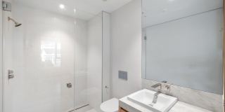 1 Steuart LN 702 Gallery 31