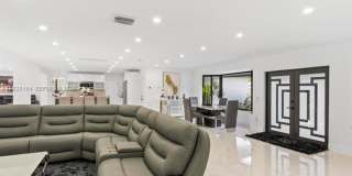 2340 NE 194th St, Miami, FL 33180 Gallery 14