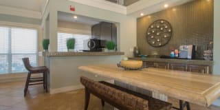 Woodchase Apartments Gallery 6