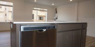 Layton Townhome 3 Bed 2.5 Bath Gallery 11