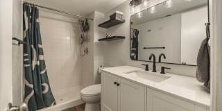 6343 Gossamer Street Gallery 26