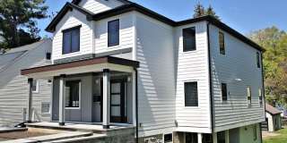 23 Hudson Avenue Gallery 1