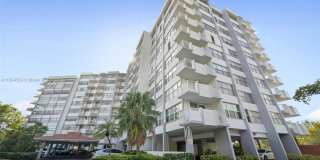 1300 NE Miami Gardens Dr Gallery 1