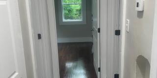 804 COLUMBIA Gallery 3