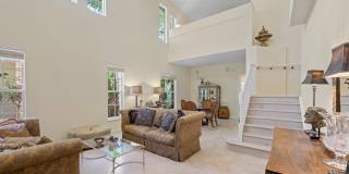 1043 Vintner Boulevard Gallery 19