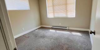 three bedroom duplex with ALL utilities included three bedroom duplex with ALL utilities included Gallery 11