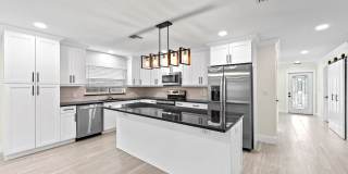 Naples Park - 3 Bedroom, 2 Bathroom - Annual Rental Gallery 1