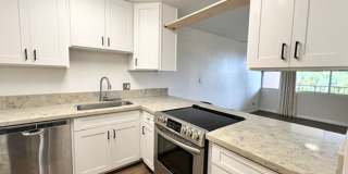 AVAILABLE NOW!  Spacious 3-Bedroom, 2-Bath Corner-end Split-level Unit in Kaneohe with 1 Assigned Parking Stall Gallery 10