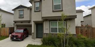 3br, 2.5ba - Five Year Old - Solar - Single family home - Energy efficient - Linda, CA Gallery 1