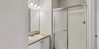 Ventana Gallery 76
