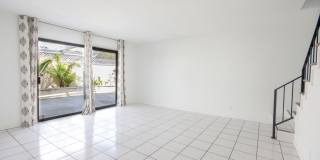 7035 Lisa Lane Gallery 7