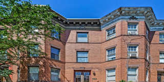 Kalorama Apartment – Renovated One-Bedroom with Private Balcony Gallery 23