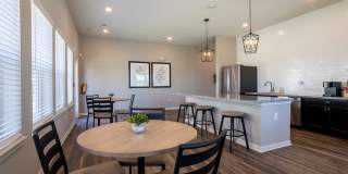 Promenade Luxury Apartments Gallery 16