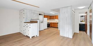 700 S Monarch Street unit: 207 Gallery 6