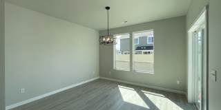 629 West Snowy Owl Street Gallery 12