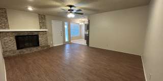 1805 Broadmoor Drive Gallery 2