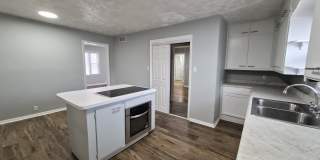 2703 Kristen Drive East Gallery 8