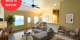 *MOVE IN SPECIAL* High Ceilings, Fenced Yard & 2-Car Garage – New Braunfels Living! Gallery 1