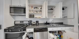 1040 Herndon Street NW Gallery 11