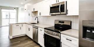 Artisan on 39th Gallery 57