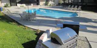 Hillside Village Apartments Gallery 15