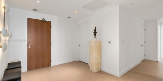 Five Park Gallery 75
