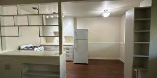 2508 L Street – Classic Midtown Living Gallery 10