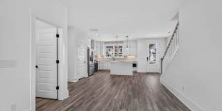 Modern Comfort in the Heart of Johns Island Gallery 17