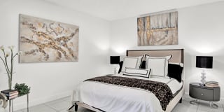 Fontainebleau Milton Gallery 45