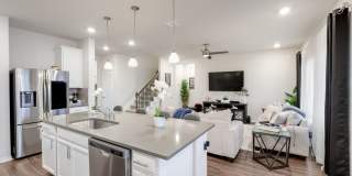4-Bedroom Home with 2 Primary Suites Near Randolph AFB Gallery 8