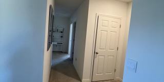 976 Trinity Street Gallery 31
