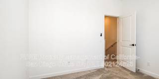812 Mateo Street Gallery 12