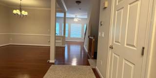 Beautifully Updated three-bedroom, 2.5-bath townhouse in Sterling, Va Gallery 12