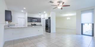 516 SE 35th Ter Gallery 7