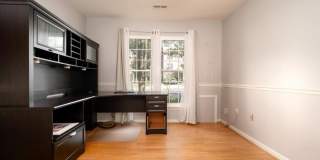 2209 COMMISSARY Circle Gallery 22