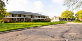 ONE11 COLLECTION - GRAND BLANC Gallery 1