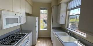 2 Bedroom, 2 Full Bath in Carmel Valley Gallery 1