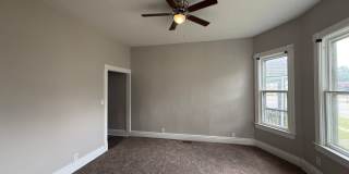 938 W Edwards Springfield, IL Gallery 4