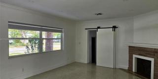 1003 N 17th Ave Gallery 3