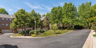 102 LOUNSBURY Place Gallery 23