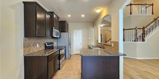 AVAILABLE NOW & READY FOR MOVE-IN - INGROUND POOL & SOLAR PANELS! Gallery 8