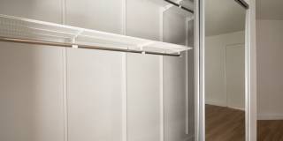 Warner Pointe Gallery 20