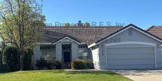 Rocklin: Single Story, Corner Lot 3 Bedroom 2 bath  LVP Flooring, fenced yard, fireplace Gallery 1