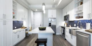 Flatiron Domain Gallery 4