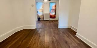 Stunning 3-Bedroom Townhome in Carroll Park! Available NOW! Gallery 6