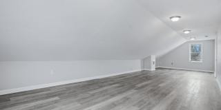 660 Public St Gallery 19