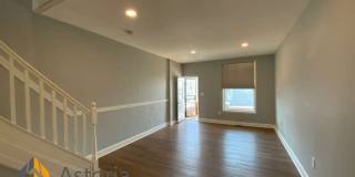 End Unit 3 Bedroom + Den with Backyard and Semi Finished Basement Gallery 8
